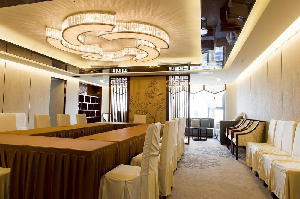 Yang Peng Jin Jiang Hotel Yangzhou Exterior foto